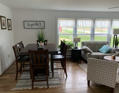 The Farmhouse, 2 miles from Colgate
